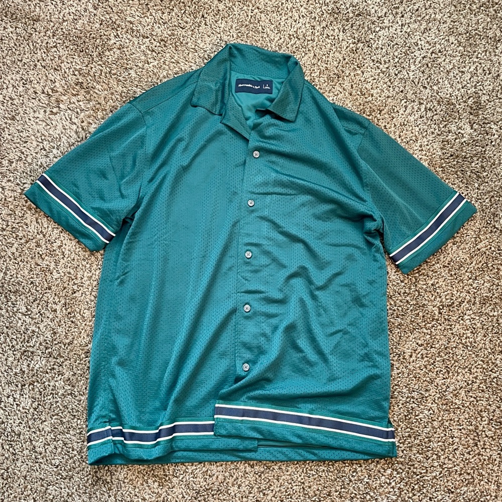 Abercrombie Green Jersey